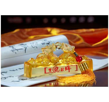 雙龍獻瑞琉璃擺件